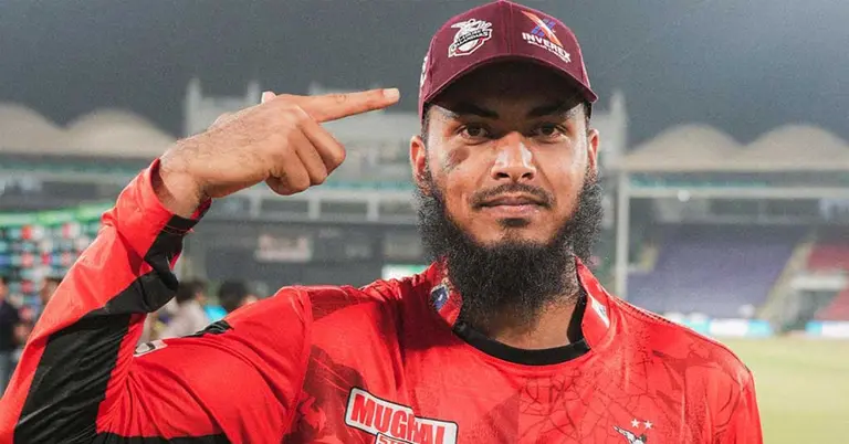 পিএসএলে সর্বোচ্চ উইকেট শিকারি রিশাদ